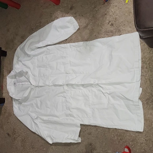 White lab coat - Picture 1 of 3